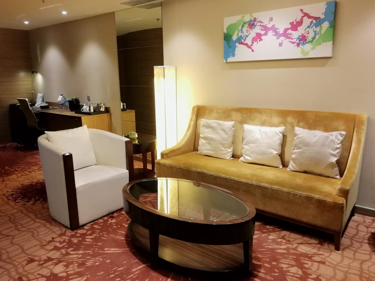 Four Points By Sheraton Tai'An Tai'an  Bagian luar foto