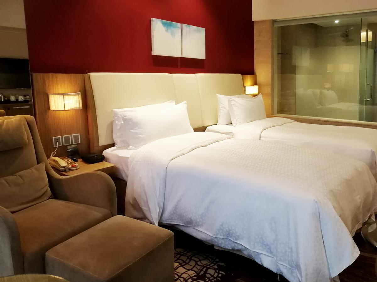 Four Points By Sheraton Tai'An Tai'an  Bagian luar foto