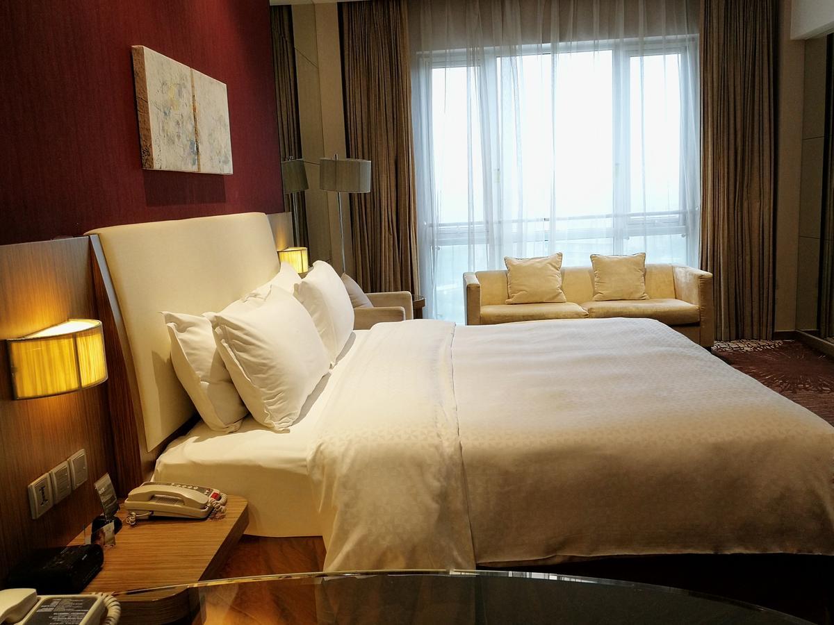 Four Points By Sheraton Tai'An Tai'an  Bagian luar foto